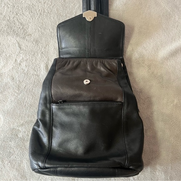 Derek Alexander Black & Brown Leather Sling Backpack Shoulder Bag Purse - Picture 3 of 16